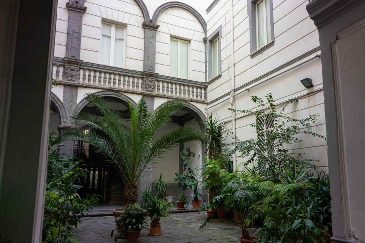 Palazzo Il Convento Hotel เนเปิลส์ ภายนอก รูปภาพ